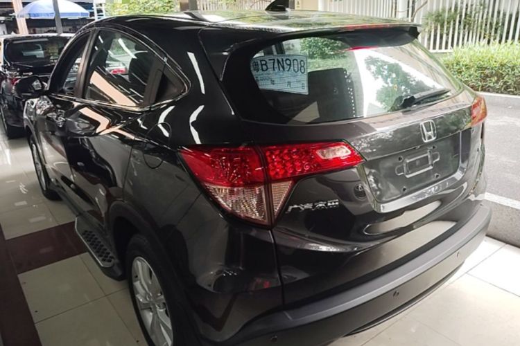 Used Honda Vezel 2017 1.5L CVT 2WD Comfort Model Rear Left 45 Deg