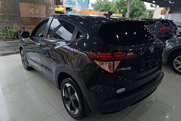 Used Honda Vezel 2017 1.8L CVT Front-Wheel Drive Pioneer Edition Rear Left 45 Deg