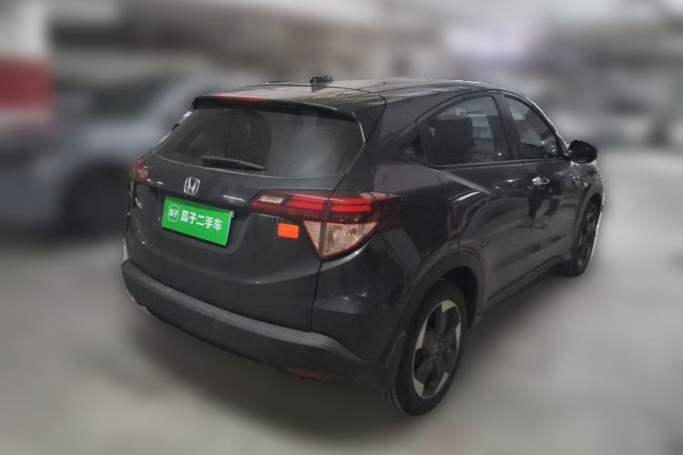 Used Honda Vezel 2017 1.8L CVT Front-Wheel Drive Pioneer Edition Rear Right 45 Deg