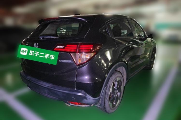 Used Honda Vezel 2017 1.8L CVT Front-Wheel Drive Pioneer Edition Rear Right 45 Deg