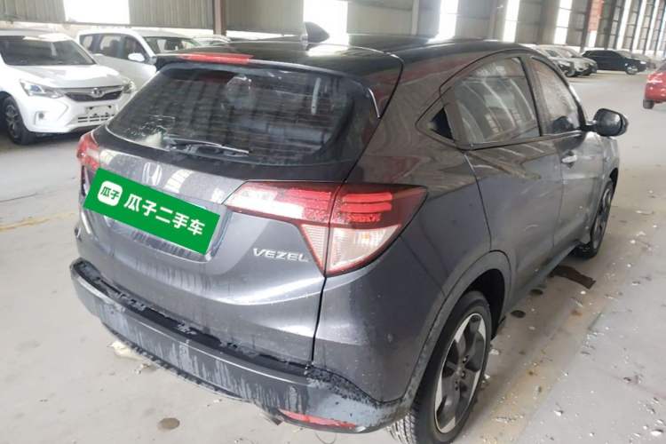 Used Honda Vezel 2017 1.8L CVT Front-Wheel Drive Pioneer Edition Rear Right 45 Deg