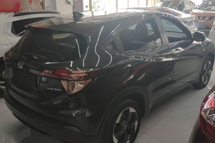 Used Honda Vezel 2017 1.8L CVT Front-Wheel Drive Pioneer Edition Rear Right 45 Deg