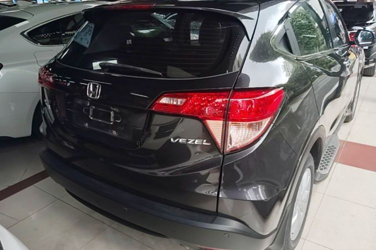 Used Honda Vezel 2017 1.5L CVT 2WD Comfort Model Rear Right 45 Deg