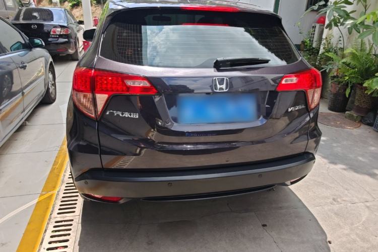 Used Honda Vezel 2017 1.5L CVT 2WD Comfort Model Rear
