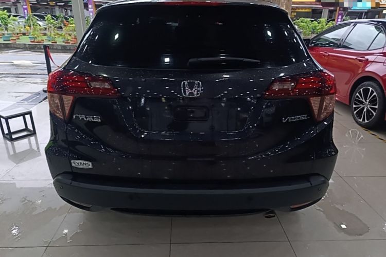 Used Honda Vezel 2017 1.8L CVT Front-Wheel Drive Pioneer Edition Rear
