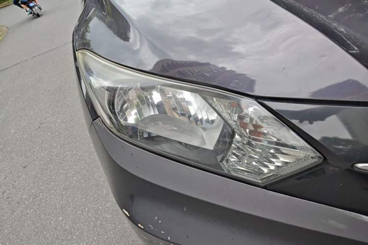 Used Honda Vezel 2017 1.5L CVT 2WD Comfort Model Right Front Headlight