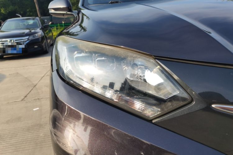 Used Honda Vezel 2017 1.8L CVT Front-Wheel Drive Pioneer Edition Right Front Headlight