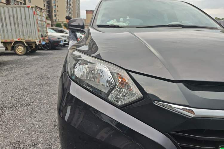 Used Honda Vezel 2017 1.5L CVT 2WD Comfort Model Right Front Headlight