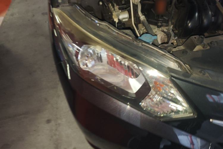 Used Honda Vezel 2017 1.5L CVT 2WD Comfort Model Right Front Headlight