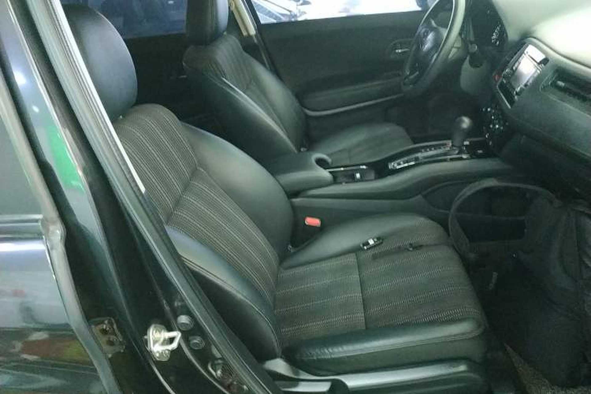 Used Honda Vezel 2017 1.8L CVT 2WD Elite Model Right Front Seat