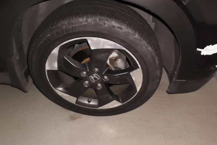 Used Honda Vezel 2017 1.8L CVT Front-Wheel Drive Pioneer Edition Right Front Wheel Hub