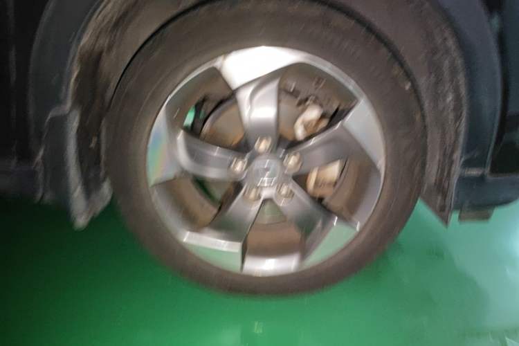Used Honda Vezel 2017 1.8L CVT Front-Wheel Drive Pioneer Edition Right Front Wheel Hub