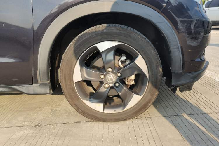 Used Honda Vezel 2017 1.8L CVT Front-Wheel Drive Pioneer Edition Right Front Wheel Hub