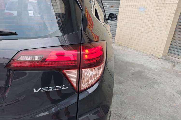 Used Honda Vezel 2017 1.8L CVT Front-Wheel Drive Pioneer Edition Right Rear Taillight