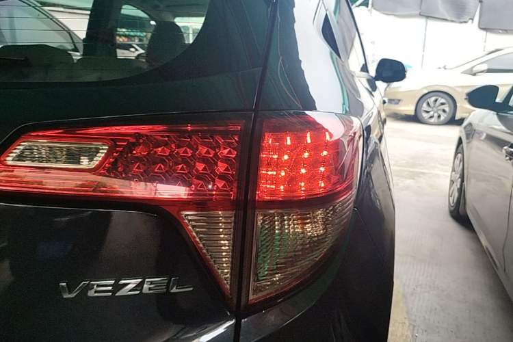 Used Honda Vezel 2017 1.5L CVT 2WD Comfort Model Right Rear Taillight