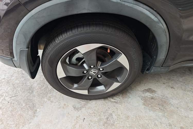 Used Honda Vezel 2017 1.8L CVT Front-Wheel Drive Pioneer Edition Right Rear Wheel Hub