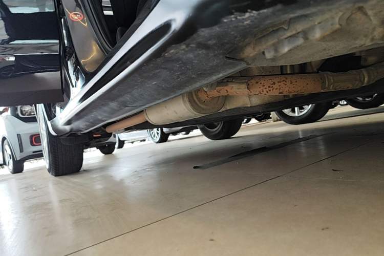 Used Honda Vezel 2017 1.5L CVT 2WD Comfort Model Right Side Sill