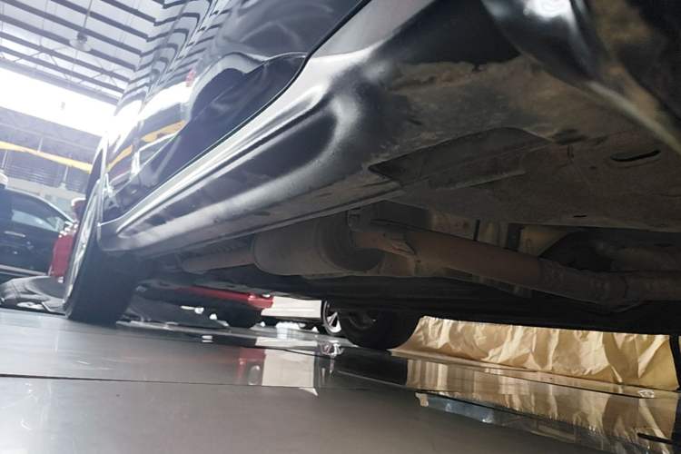 Used Honda Vezel 2017 1.8L CVT 2WD Elite Model Right Side Sill