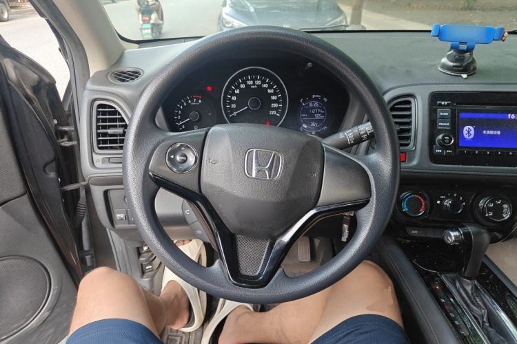 Used Honda Vezel 2017 1.5L CVT 2WD Comfort Model Steering Wheel