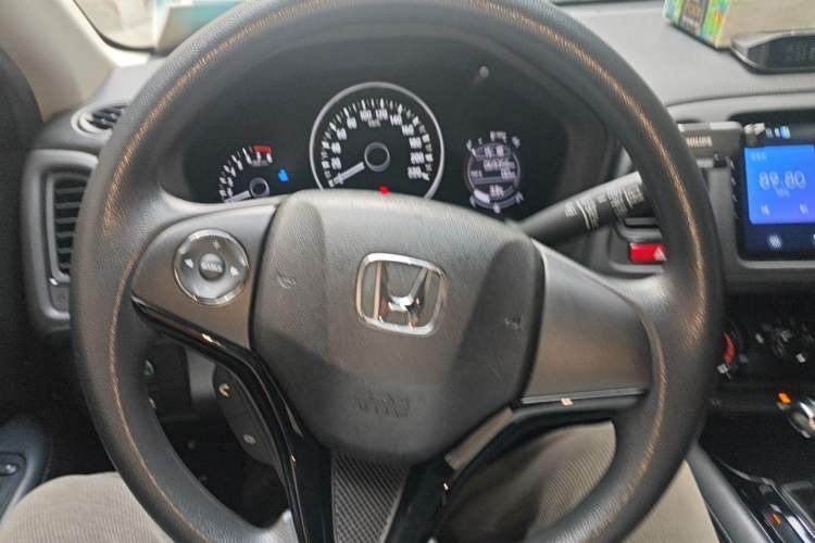Used Honda Vezel 2017 1.5L CVT 2WD Comfort Model Steering Wheel