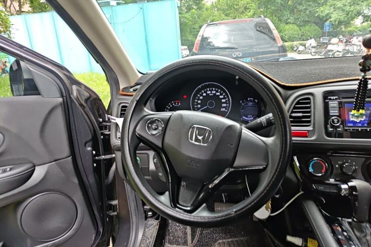 Used Honda Vezel 2017 1.5L CVT 2WD Comfort Model Steering Wheel