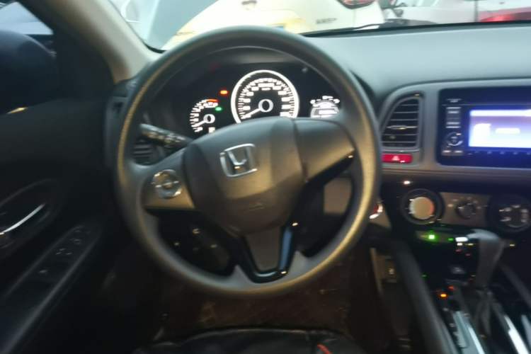 Used Honda Vezel 2017 1.8L CVT Front-Wheel Drive Pioneer Edition Steering Wheel
