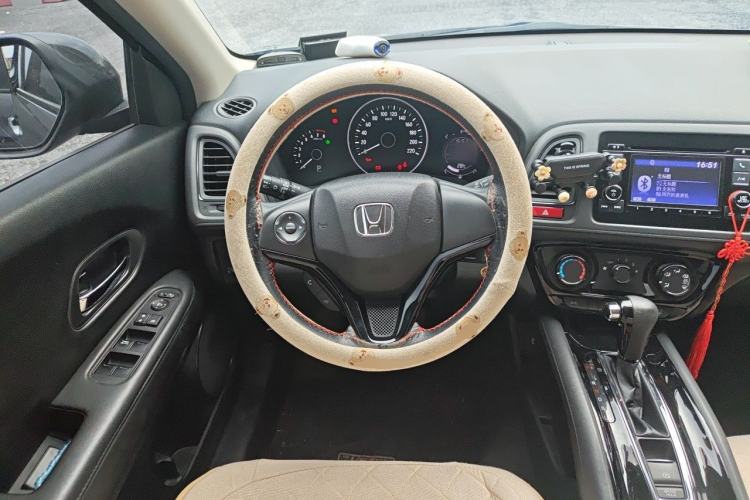 Used Honda Vezel 2017 1.5L CVT 2WD Comfort Model Steering Wheel
