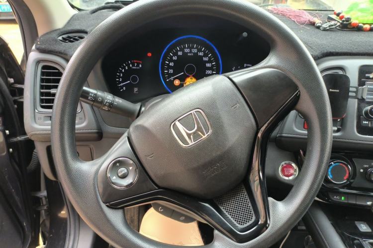 Used Honda Vezel 2017 1.8L CVT 2WD Elite Model Steering Wheel