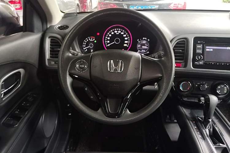 Used Honda Vezel 2017 1.5L CVT 2WD Comfort Model Steering Wheel