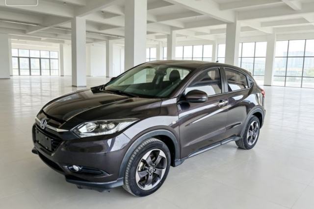 Ojetý Honda Vezel 2017 1.8L CVT Front-Wheel Drive Pioneer Edition