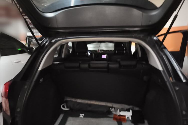 Used Honda Vezel 2017 1.8L CVT Front-Wheel Drive Pioneer Edition Trunk