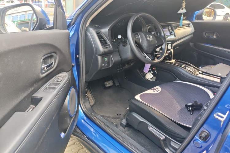 Used Honda Vezel 2017 1.5L CVT 2WD Comfort Model Driver Seat
