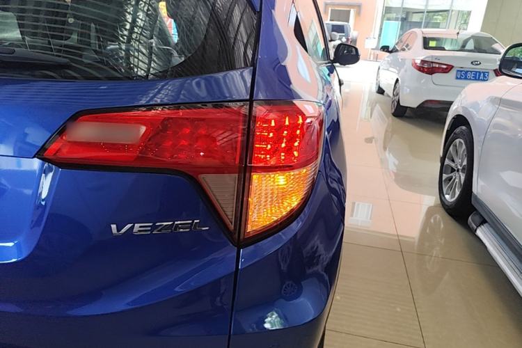 Used Honda Vezel 2017 1.5L CVT 2WD Comfort Model Exterior 3