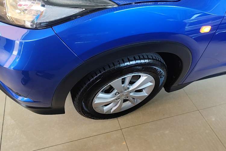 Used Honda Vezel 2017 1.5L CVT 2WD Comfort Model Exterior 4