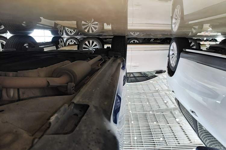 Used Honda Vezel 2017 1.5L CVT 2WD Comfort Model Right Side Sill
