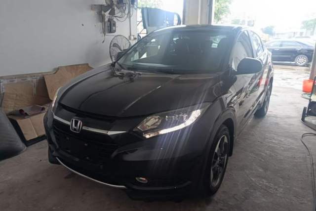 Used Honda Vezel 2017 1.8L CVT Front-Wheel Drive Pioneer Edition