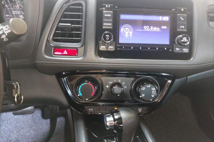 Used Honda Vezel 2017 1.5L CVT 2WD Comfort Model Audio And AC Panel