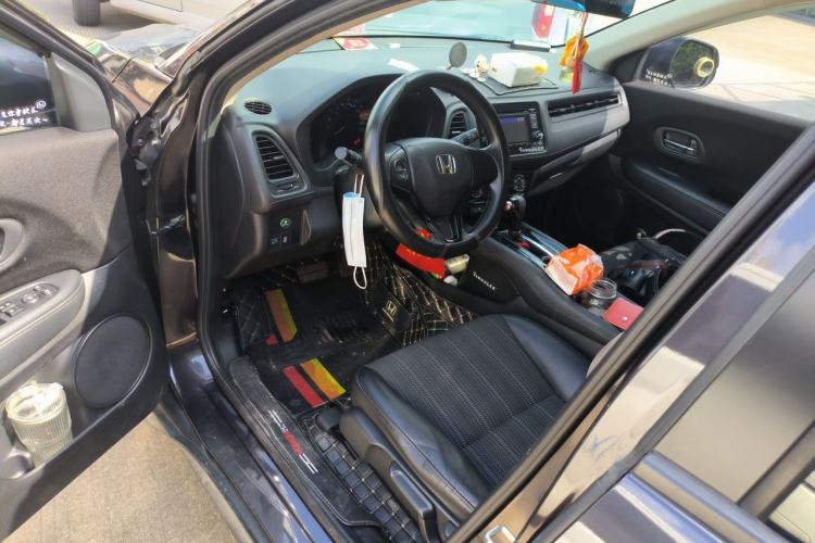 Used Honda Vezel 2017 1.8L CVT 2WD Elite Model Driver Seat