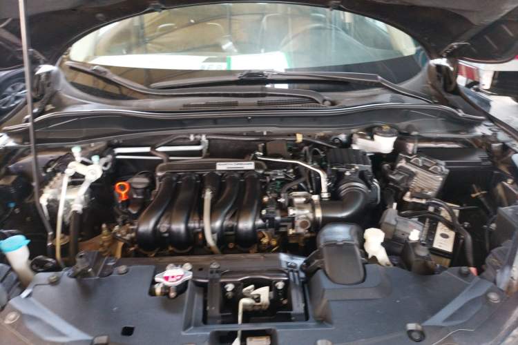 Used Honda Vezel 2017 1.5L CVT 2WD Comfort Model Engine Bay