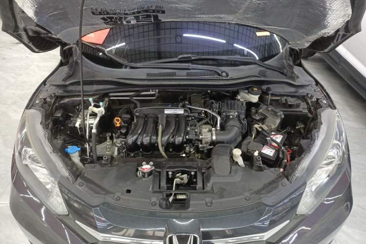 Used Honda Vezel 2017 1.5L CVT 2WD Comfort Model Engine Bay