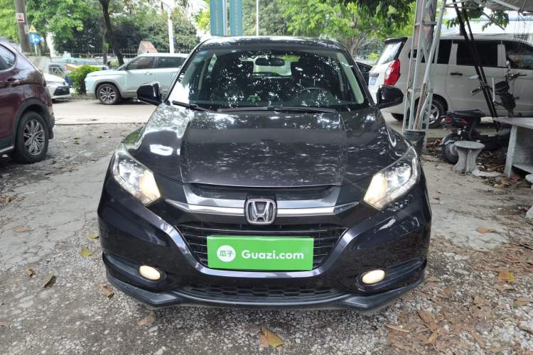 Used Honda Vezel 2017 1.8L CVT Front-Wheel Drive Pioneer Edition Exterior 1