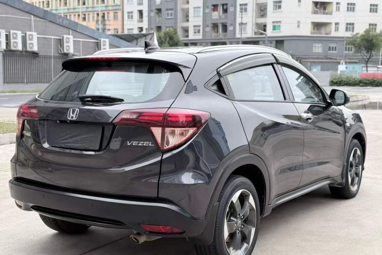 Used Honda Vezel 2017 1.8L CVT Front-Wheel Drive Pioneer Edition Exterior 10