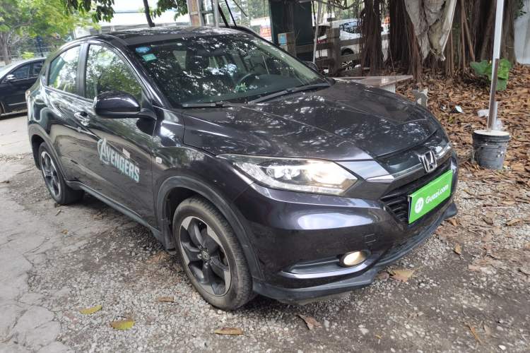 Used Honda Vezel 2017 1.8L CVT Front-Wheel Drive Pioneer Edition Exterior 2
