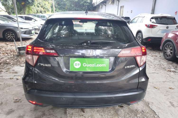 Used Honda Vezel 2017 1.8L CVT Front-Wheel Drive Pioneer Edition Exterior 4
