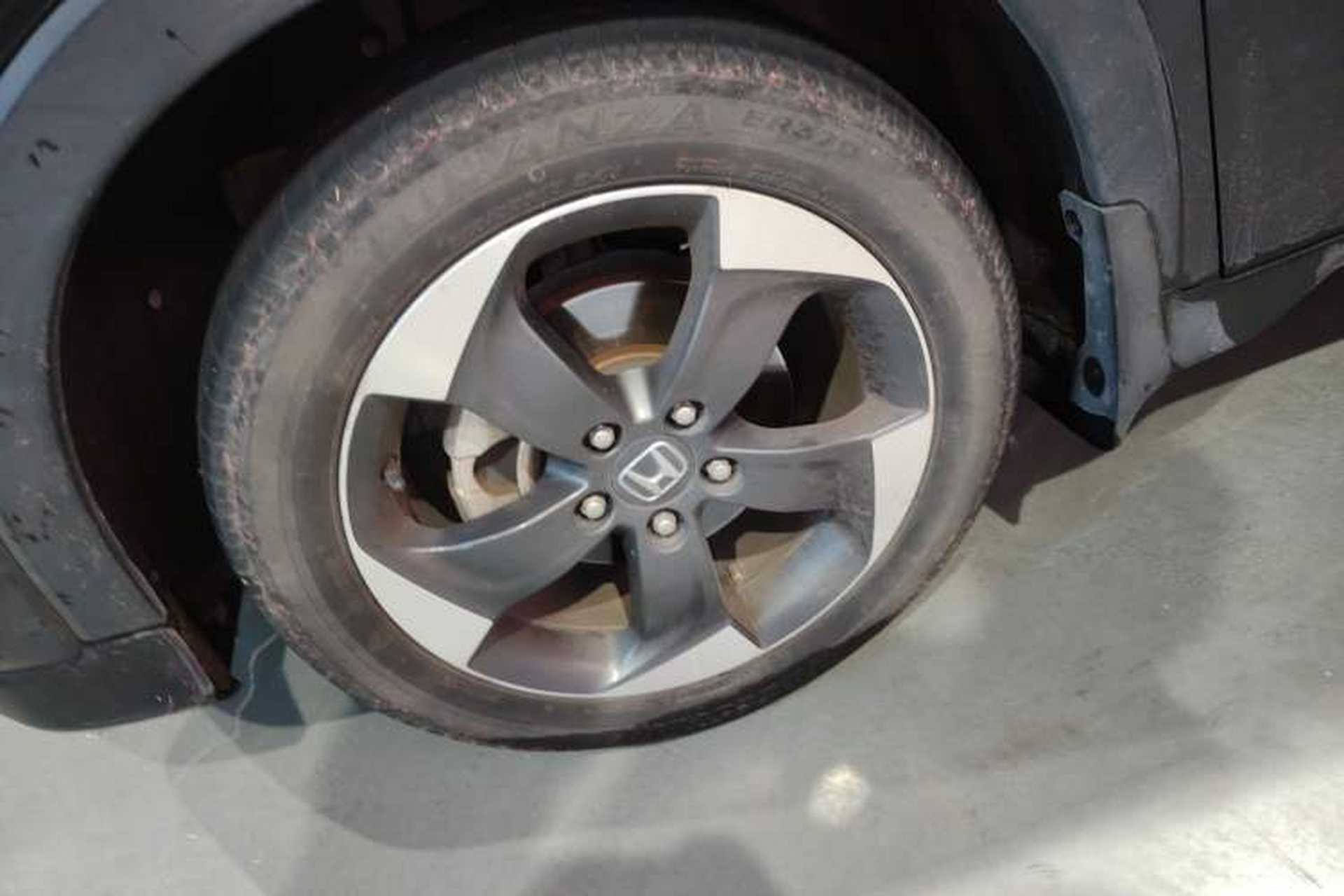 Used Honda Vezel 2017 1.8L CVT Front-Wheel Drive Pioneer Edition Exterior 4
