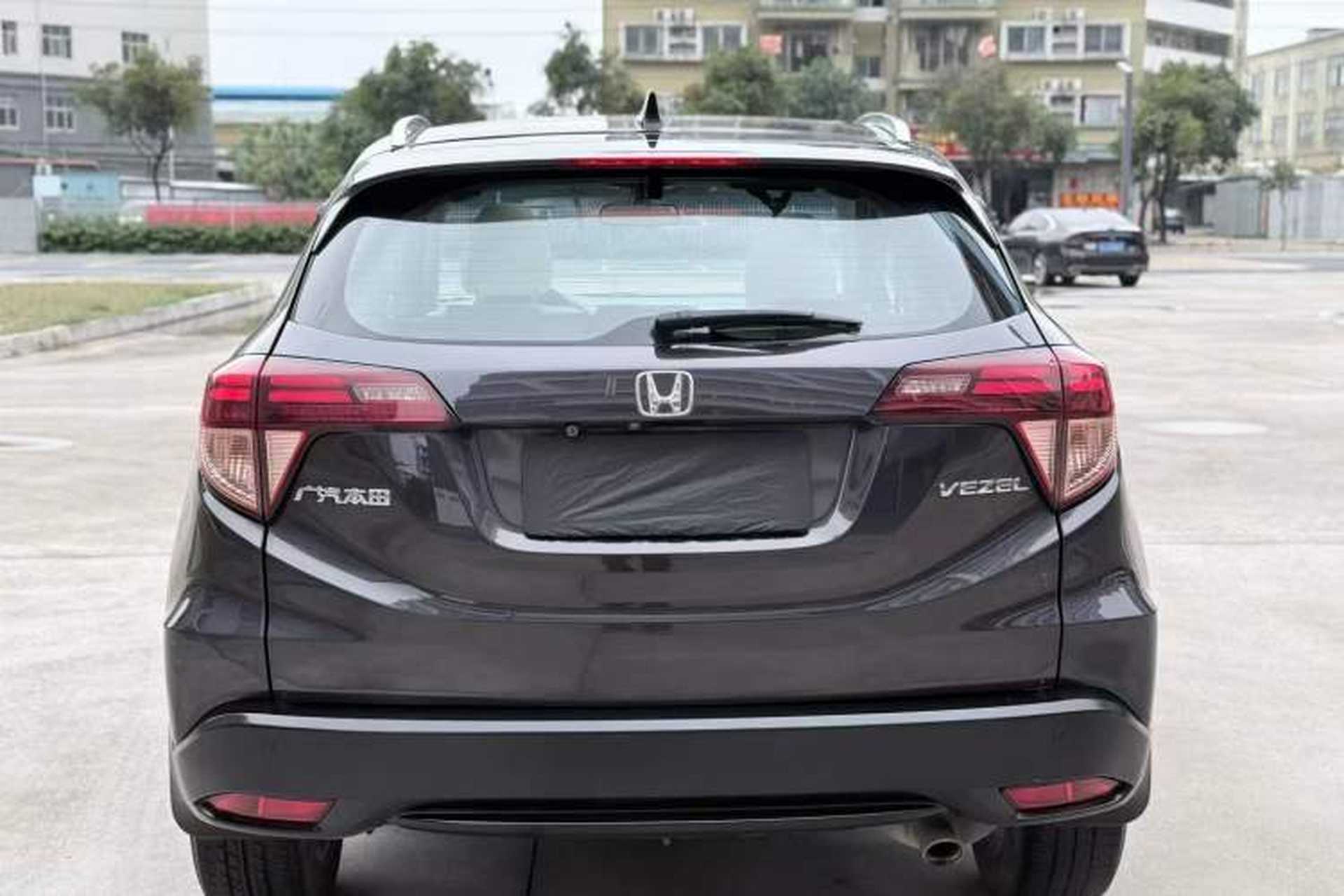 Used Honda Vezel 2017 1.8L CVT Front-Wheel Drive Pioneer Edition Exterior 6