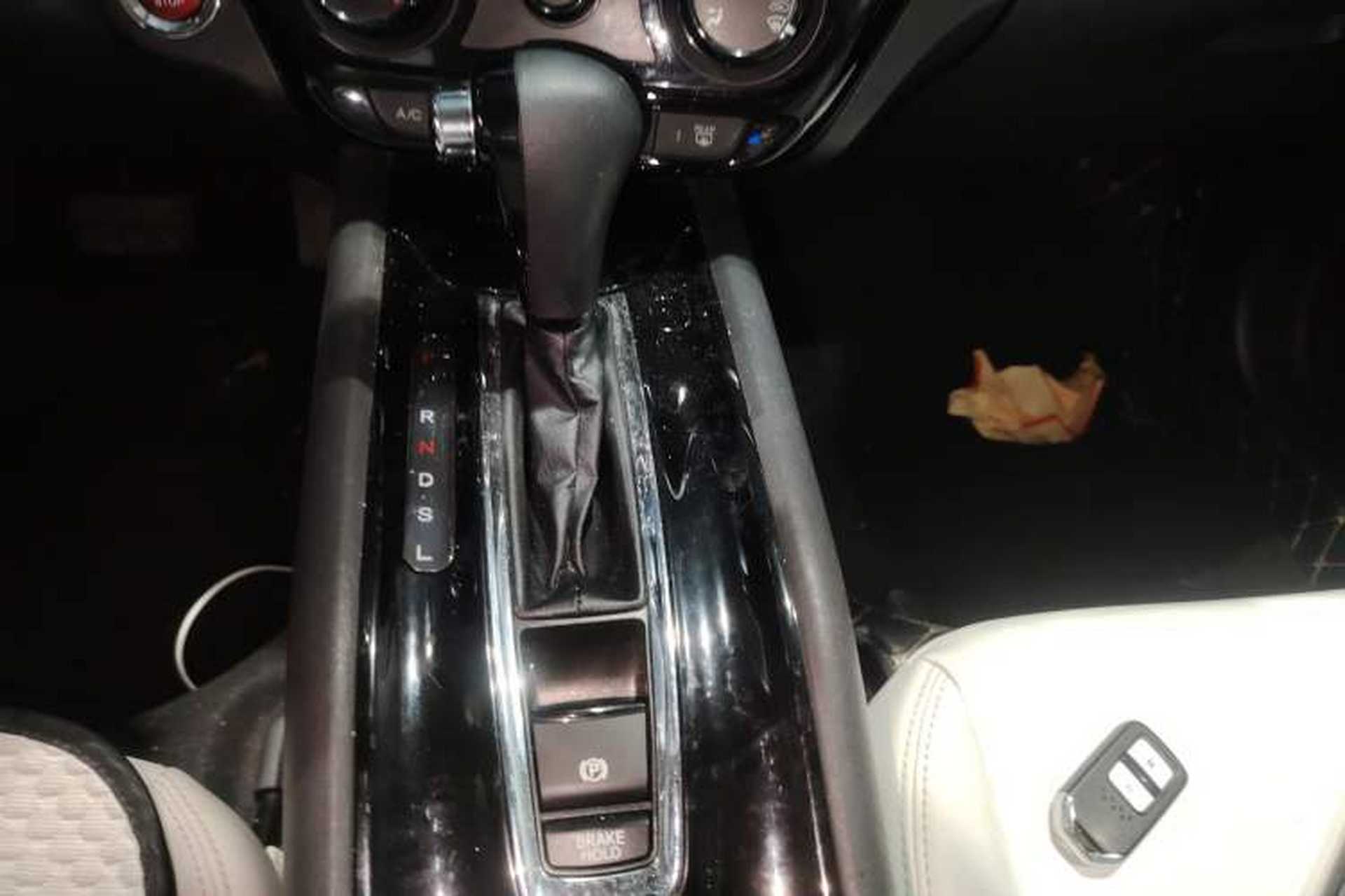 Used Honda Vezel 2017 1.8L CVT Front-Wheel Drive Pioneer Edition Gear Lever