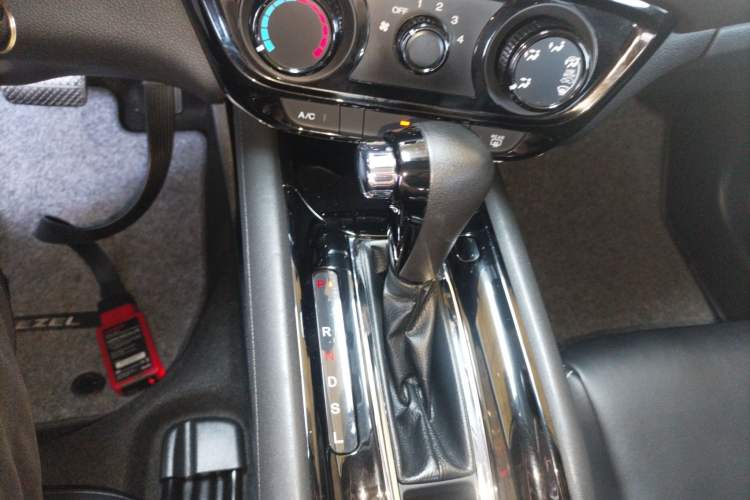 Used Honda Vezel 2017 1.5L CVT 2WD Comfort Model Gear Lever
