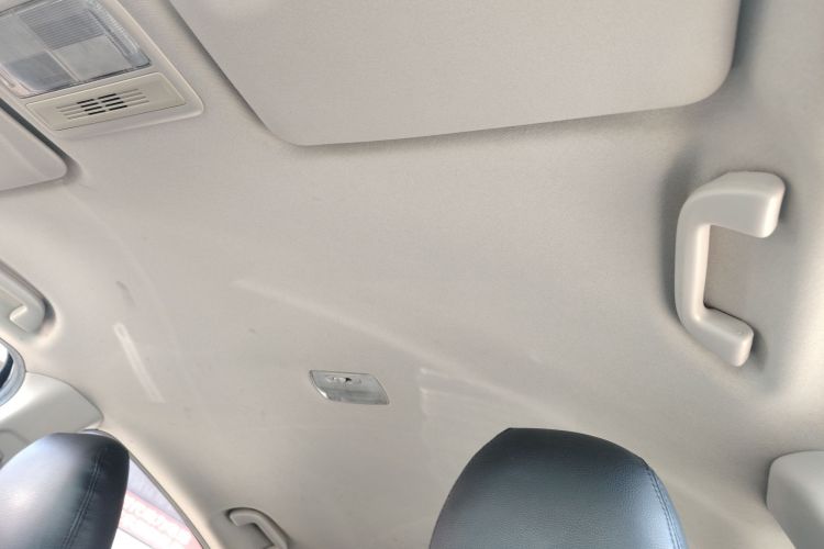 Used Honda Vezel 2017 1.5L CVT 2WD Comfort Model Headliner