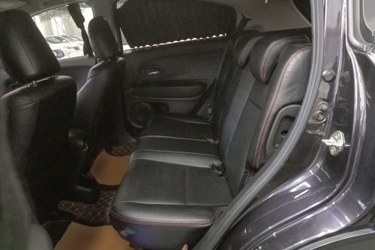Used Honda Vezel 2017 1.5L CVT 2WD Comfort Model Interior 4